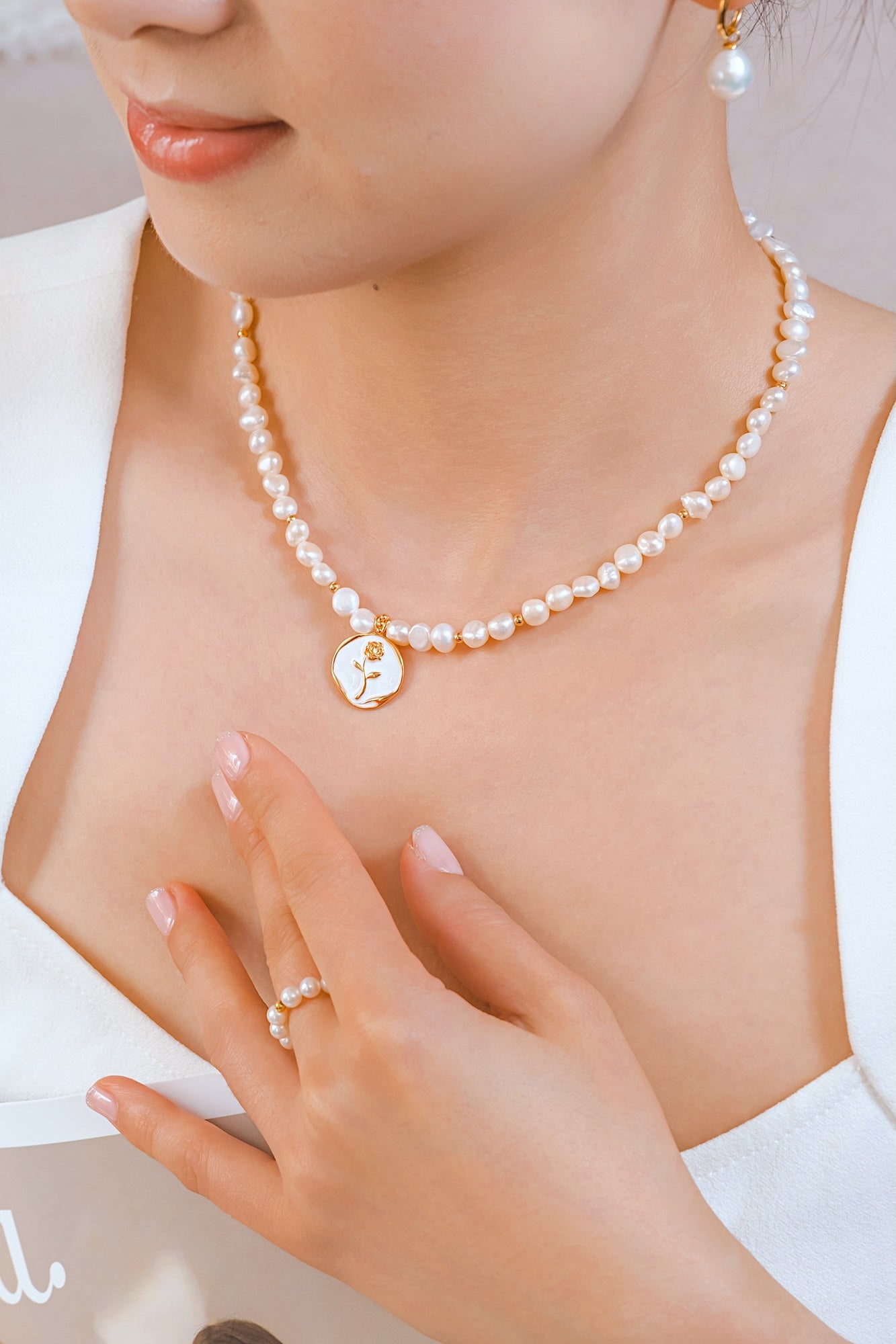 Rosabelle Pearl Necklace