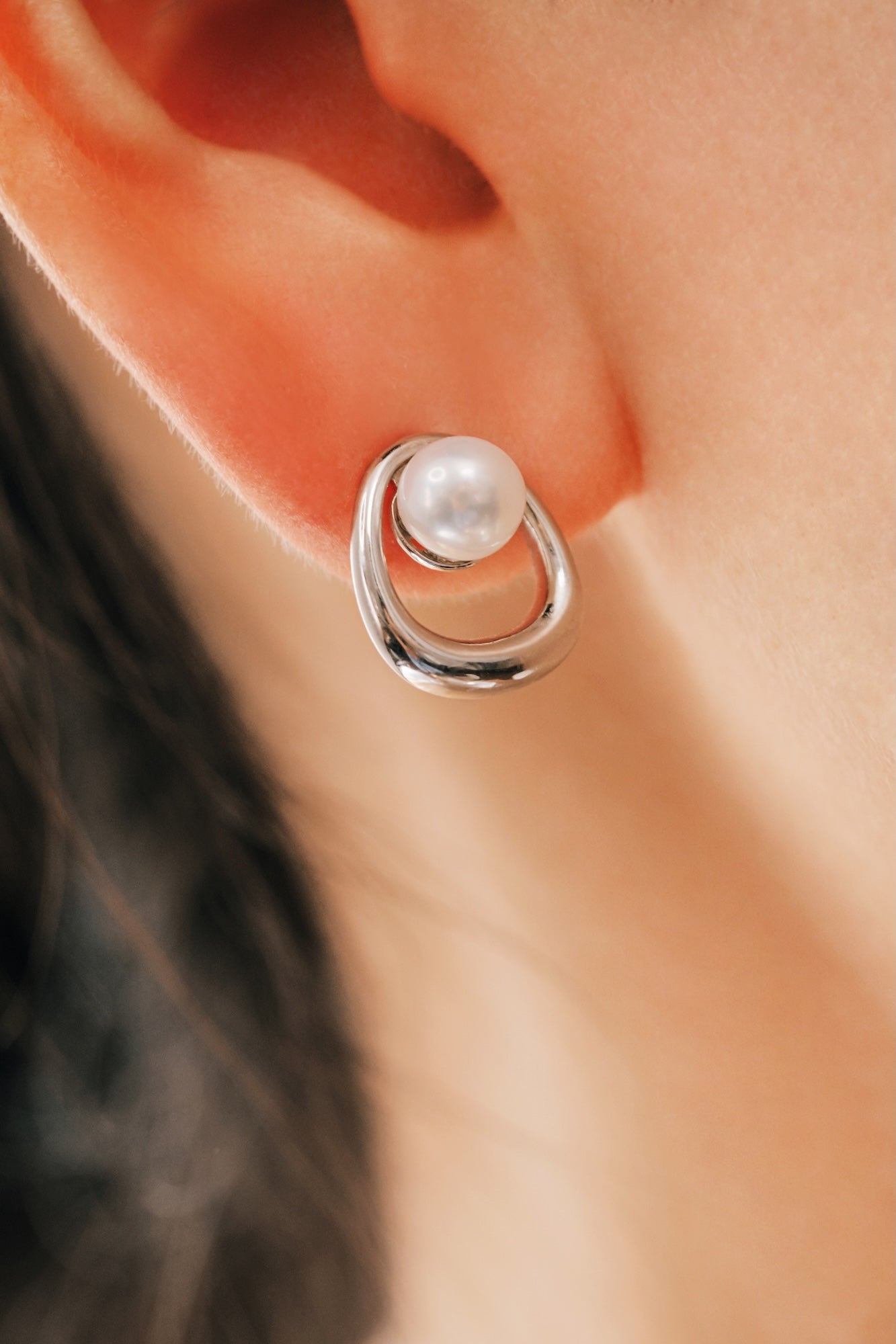 Orbit Pearl Earrings