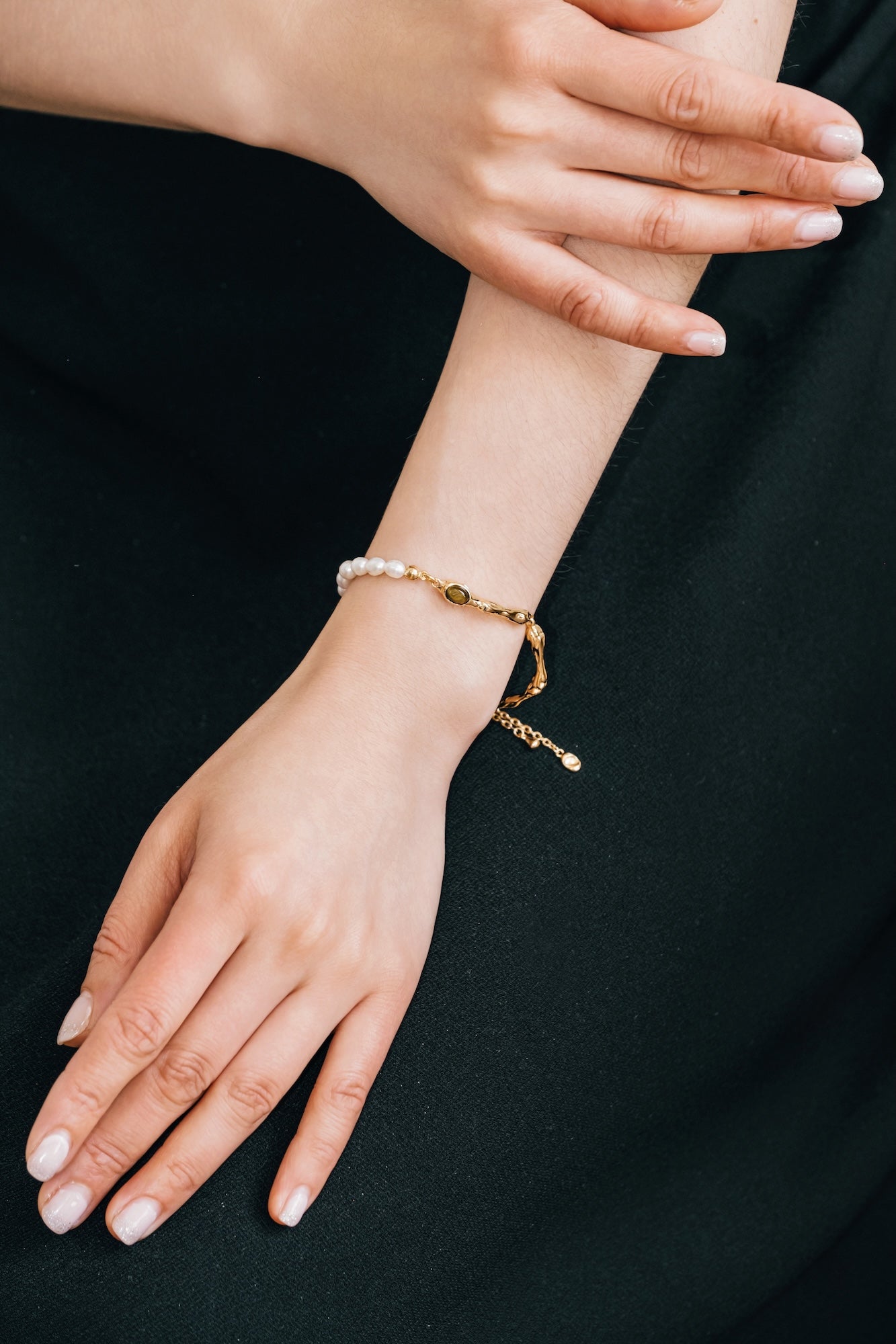 Golden Vine Pearl Bracelet