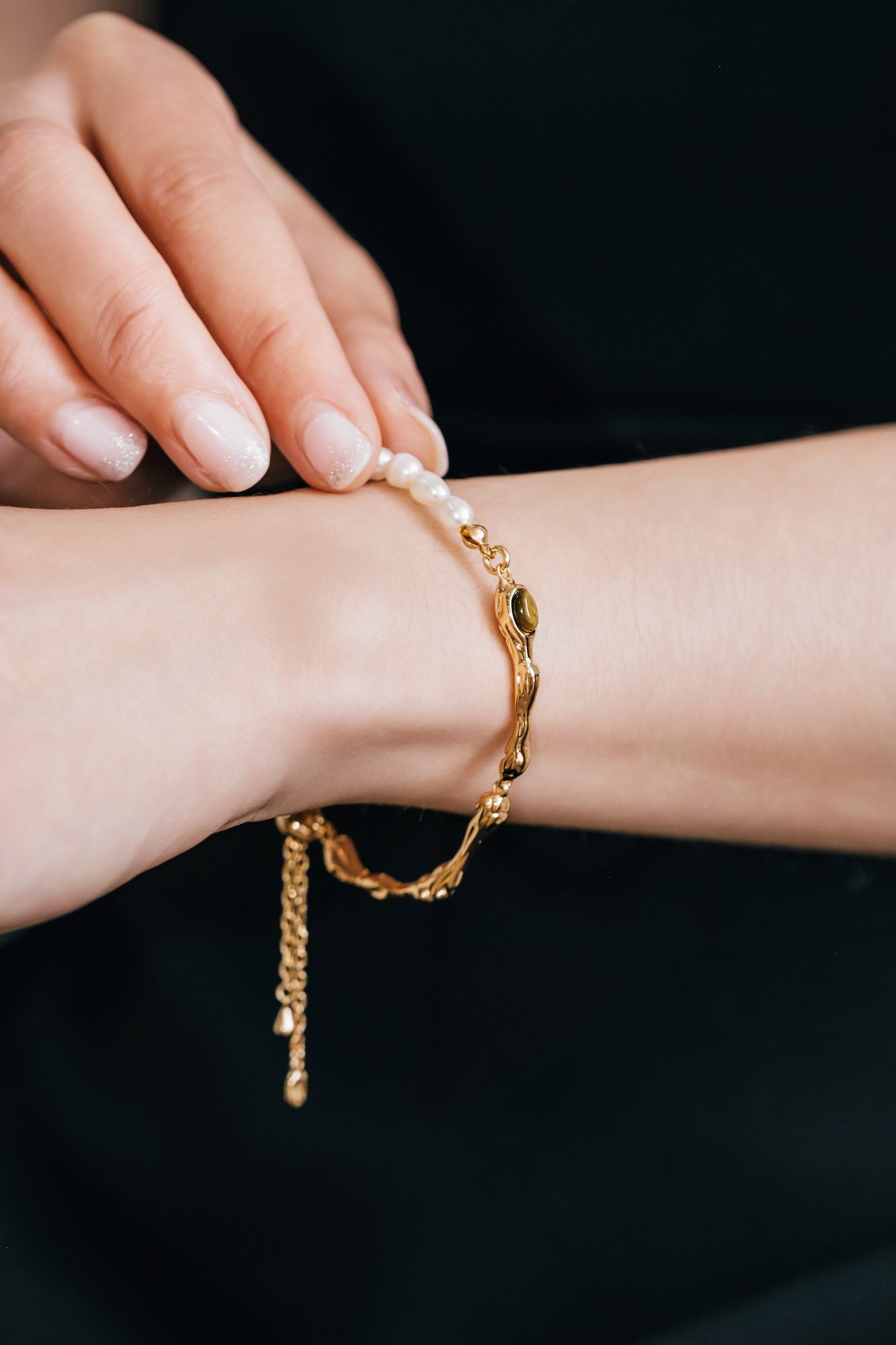 Golden Vine Pearl Bracelet