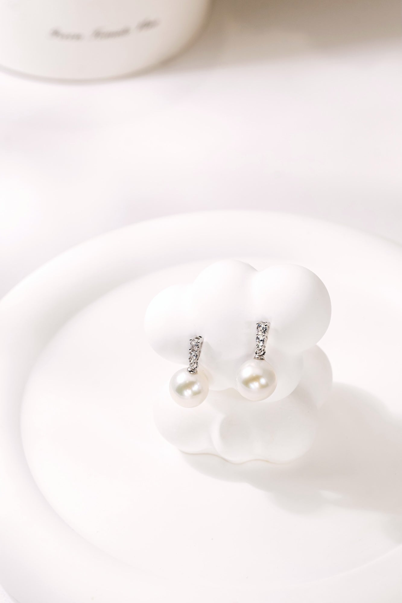 Celeste Drop 9-10mm Edison Pearl Earrings