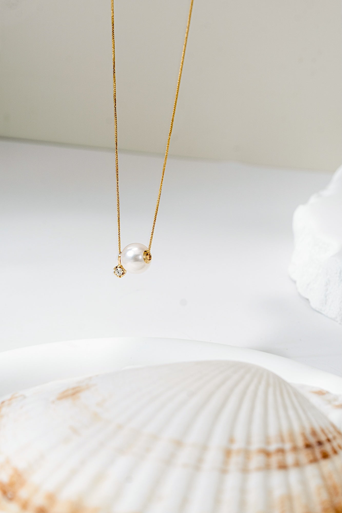 Pathlight 8-8.5mm Akoya Pearl Necklace 18K Gold with Diamond