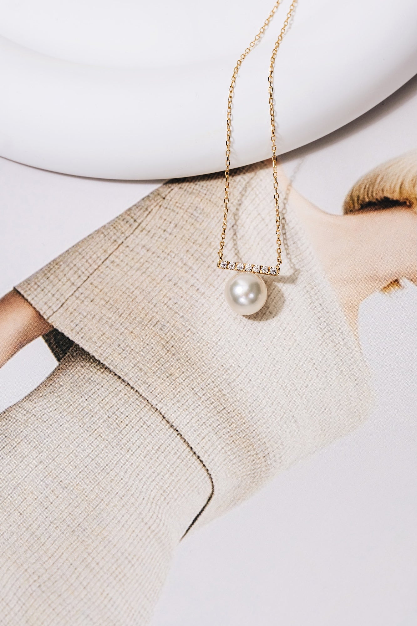 Equinox 8-8.5mm Akoya Pearl Necklace 18K Gold