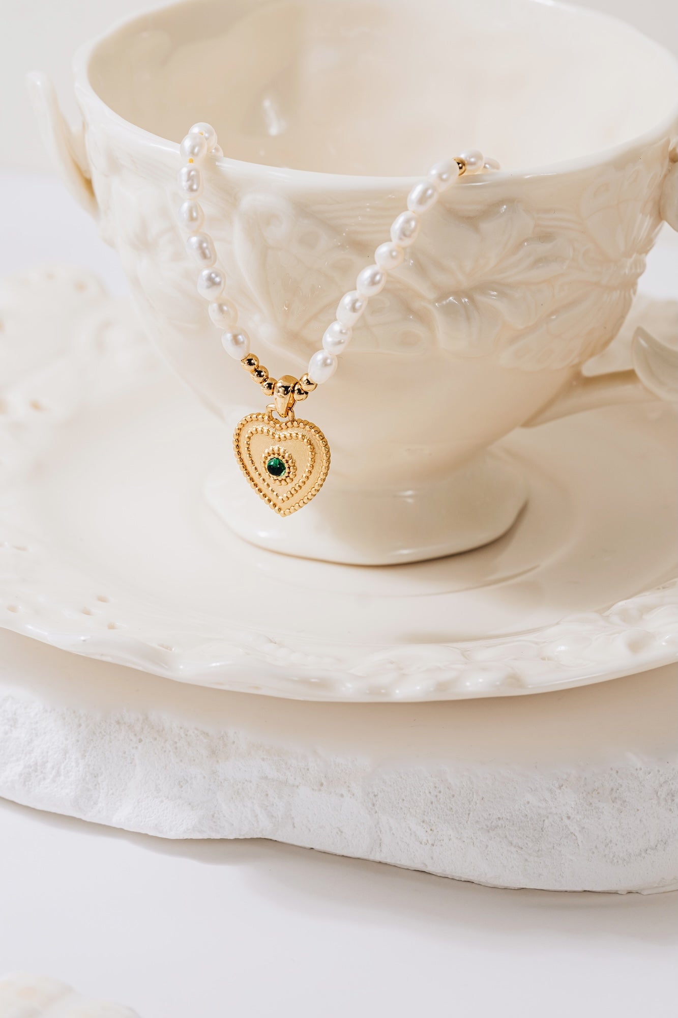Hearttrace Pearl Necklace