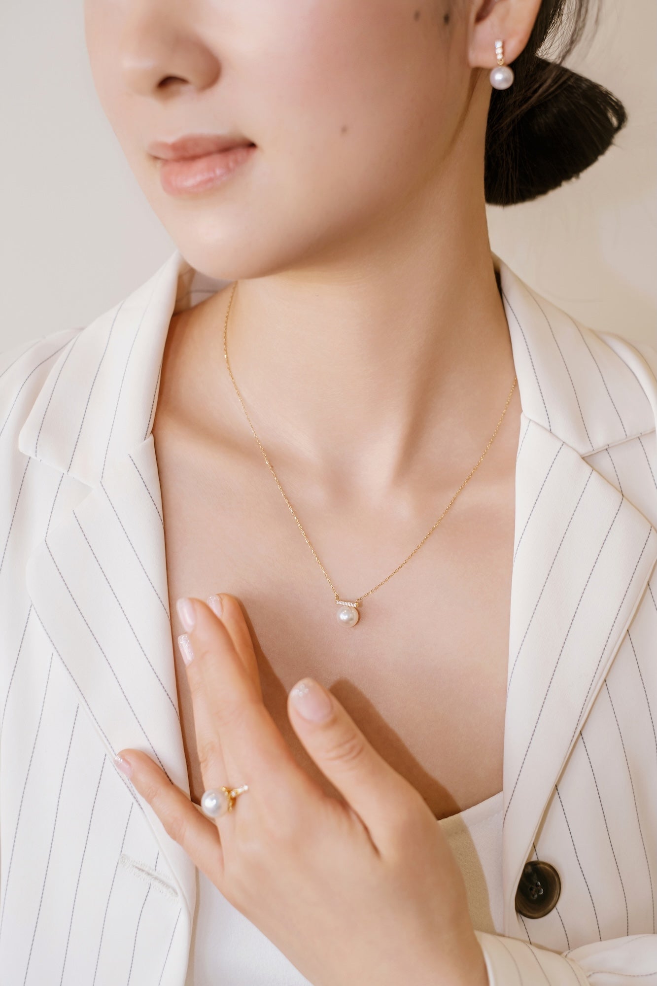 Equinox 8-8.5mm Akoya Pearl Necklace 18K Gold