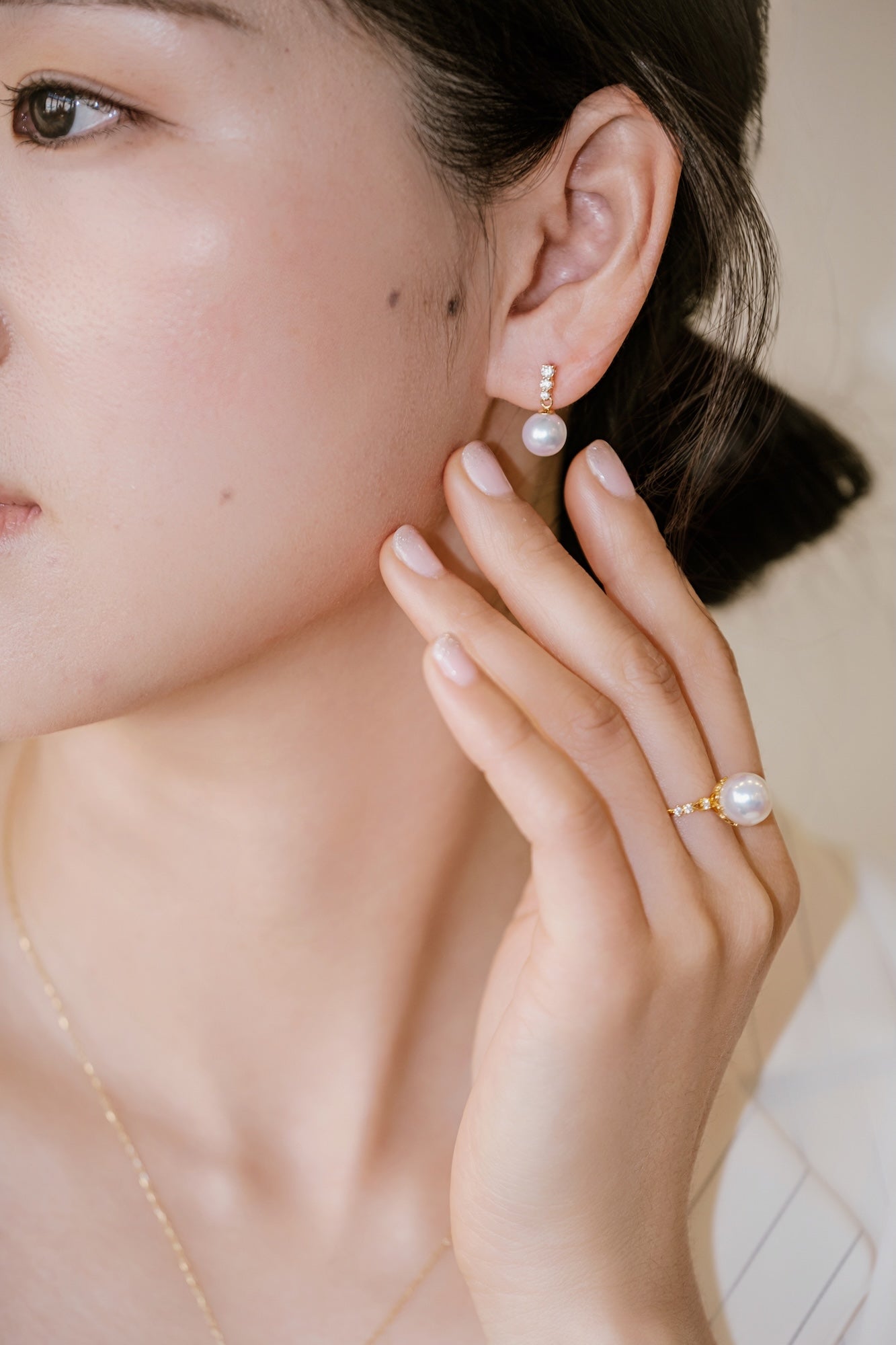 Celeste Drop 7.5-8mm Akoya Pearl Earrings 18K Gold