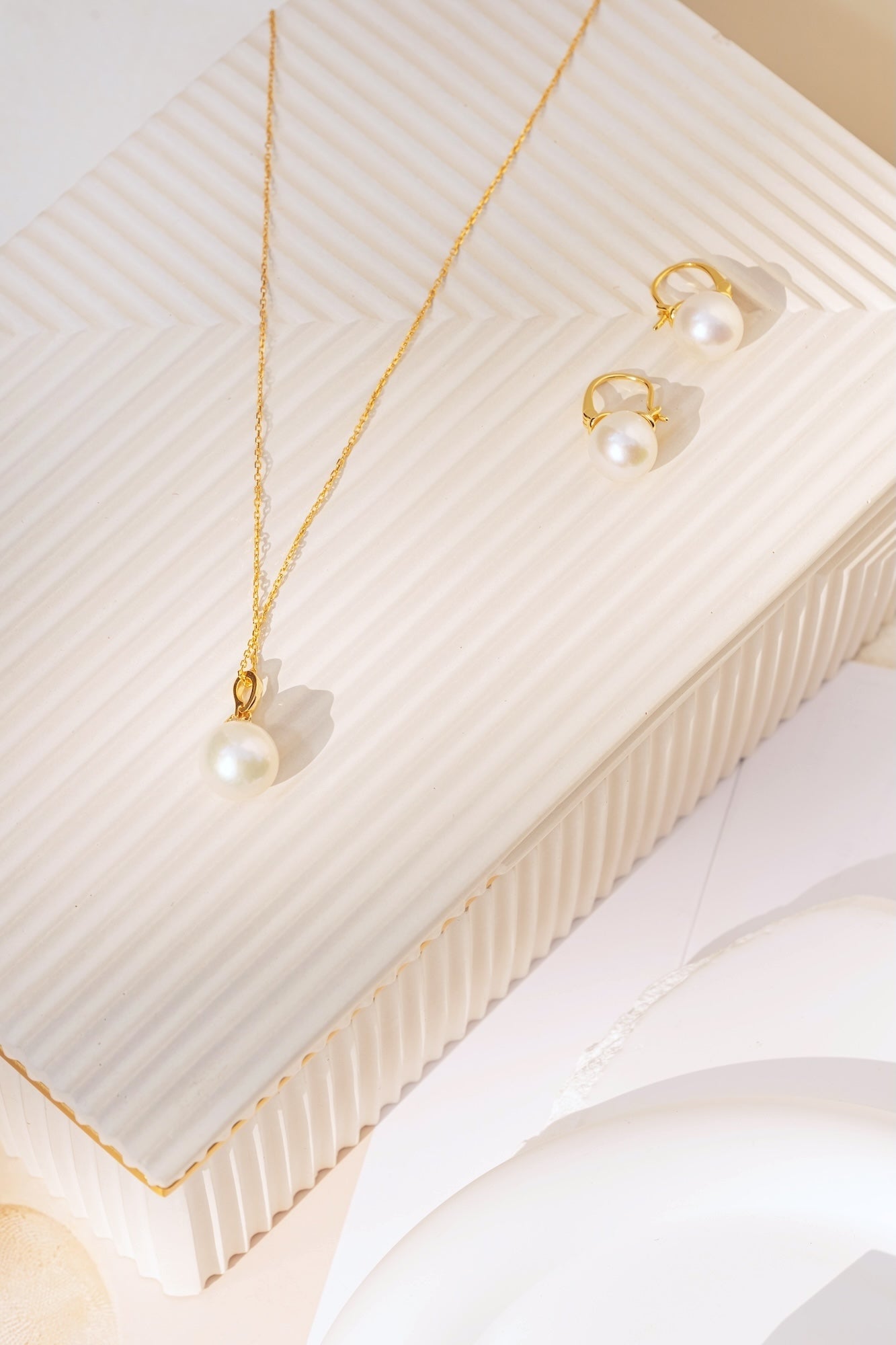 Serene 11-12mm Edison Pearl Necklace