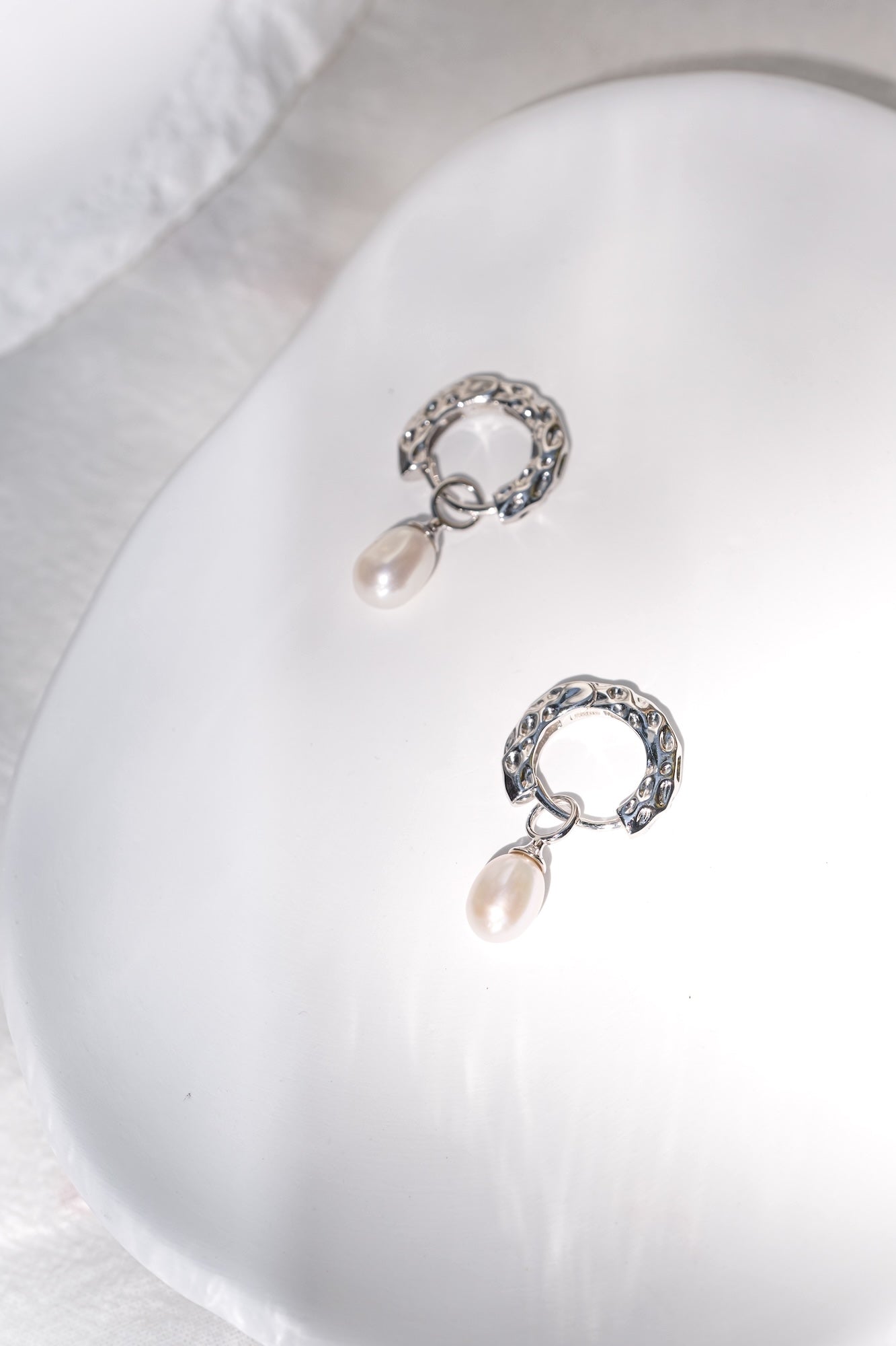 Luna Ripple Pearl Earrings