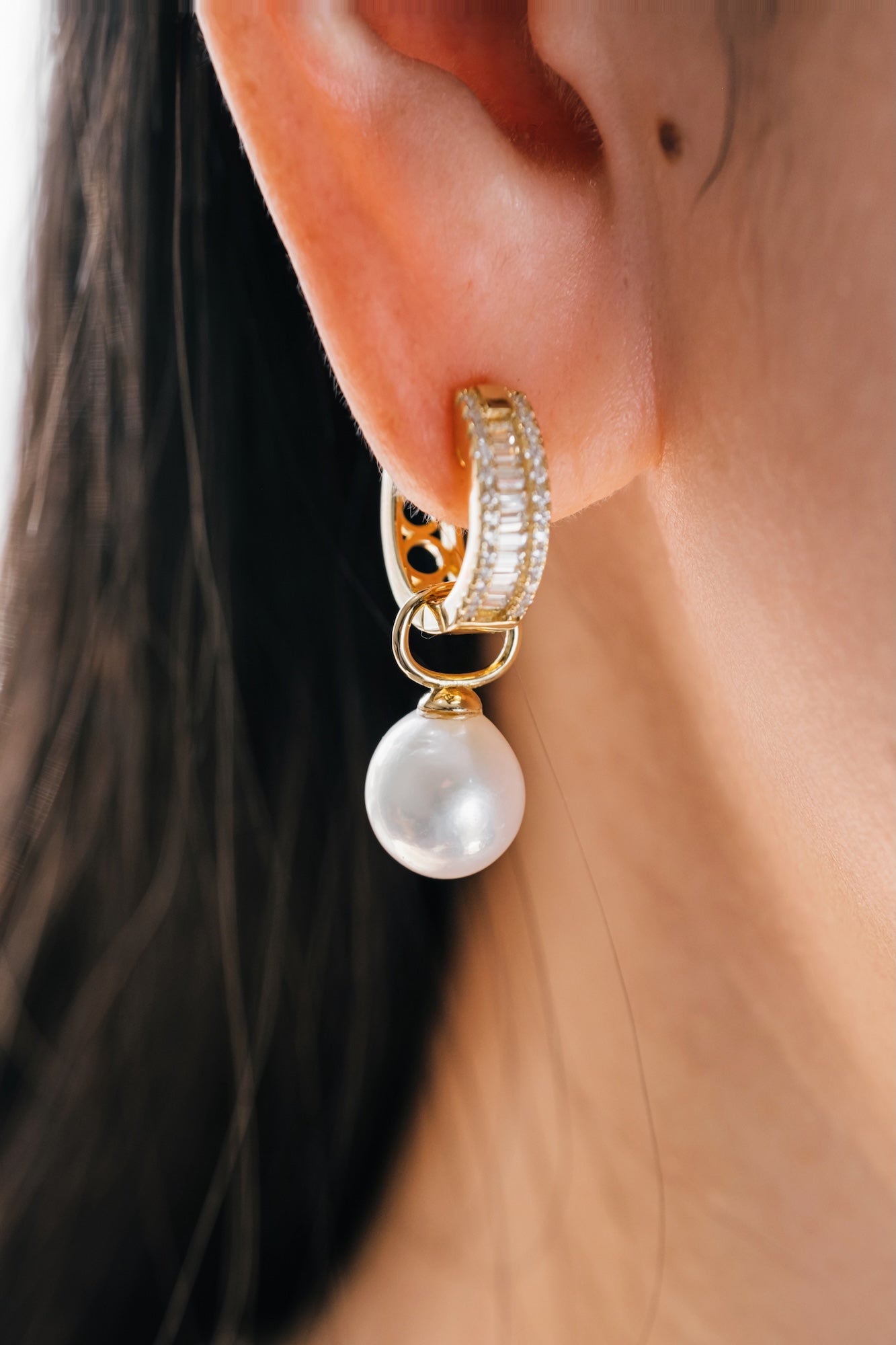 Illume Baroque Pearl Hoop Earrings