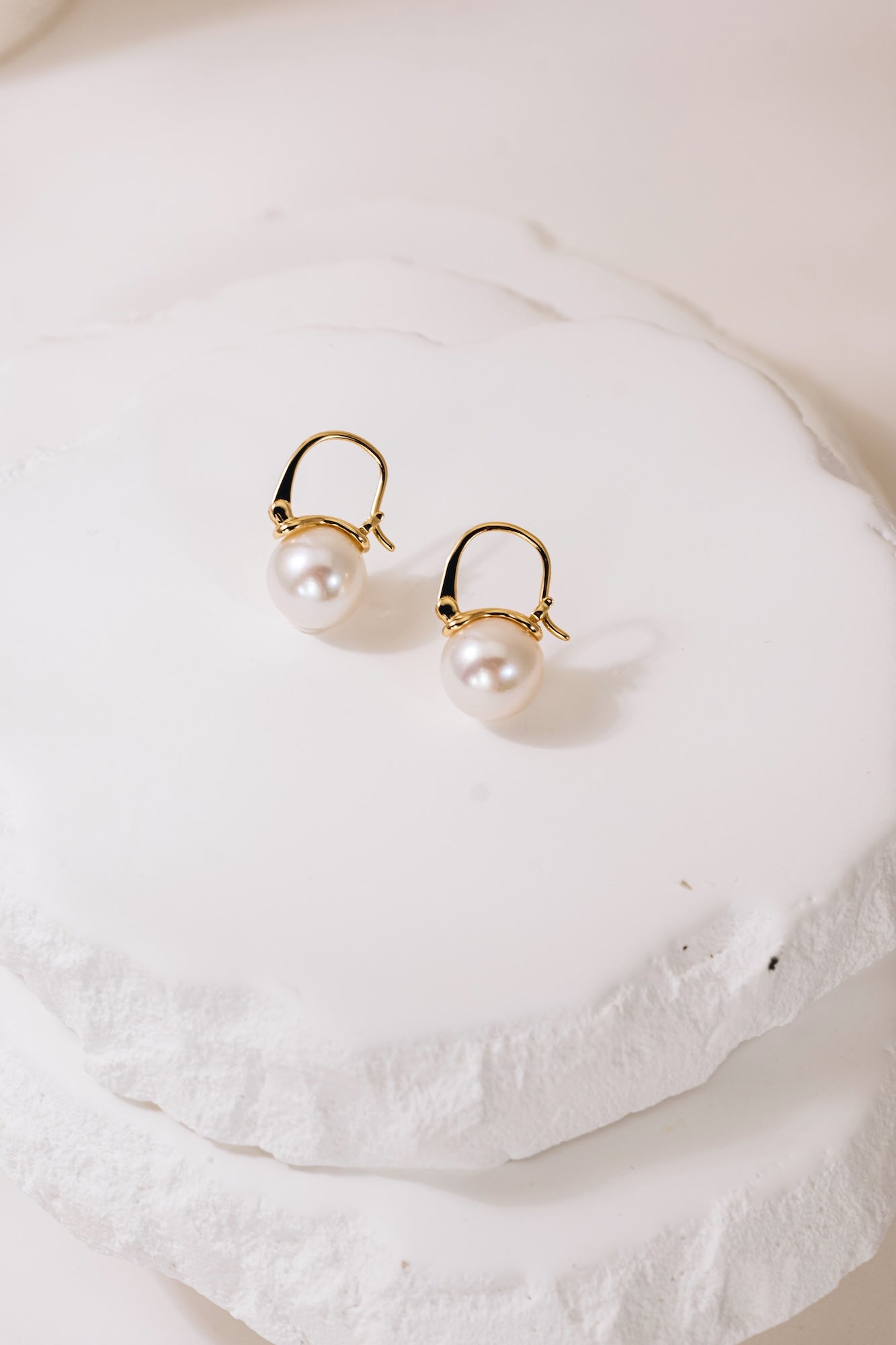 Lumi Dew 10-11mm Edison Pearl Earrings