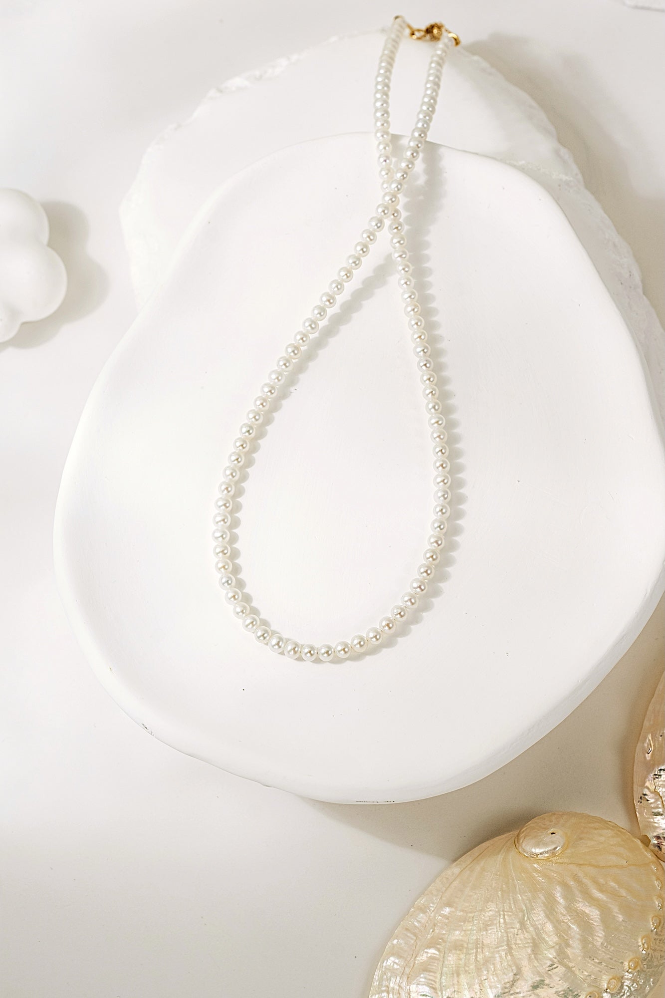 3.5-4.5mm Classic Baby Pearl Necklace 18K Gold