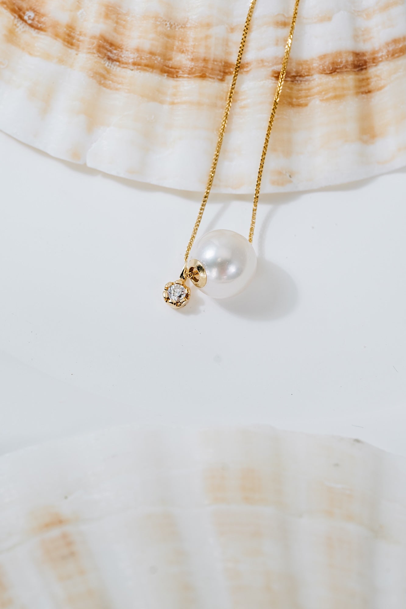 Pathlight 8-8.5mm Akoya Pearl Necklace 18K Gold with Diamond