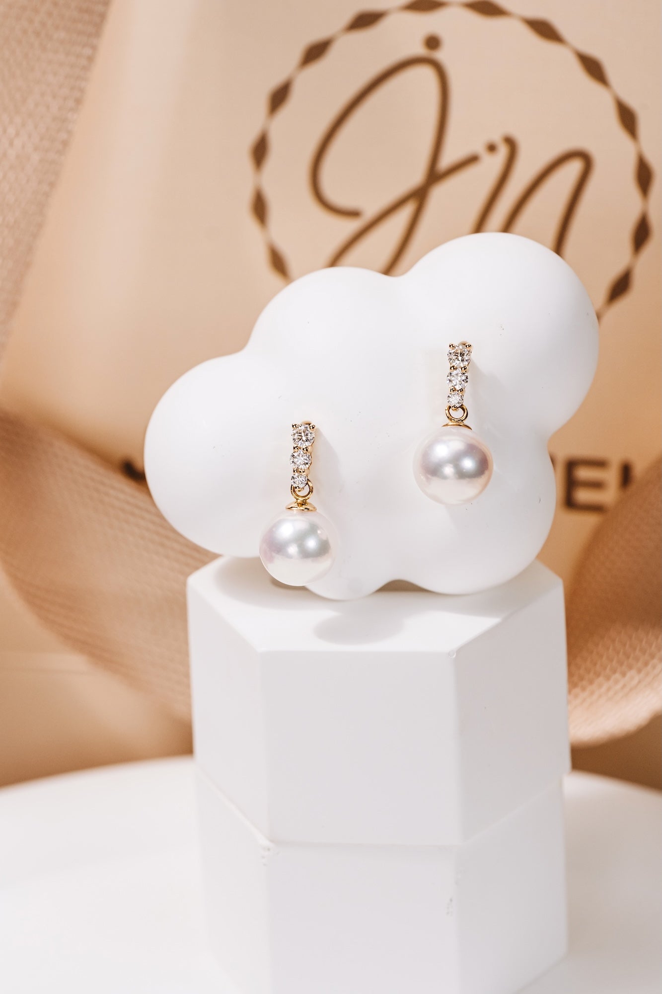 Celeste Drop 7.5-8mm Akoya Pearl Earrings 18K Gold