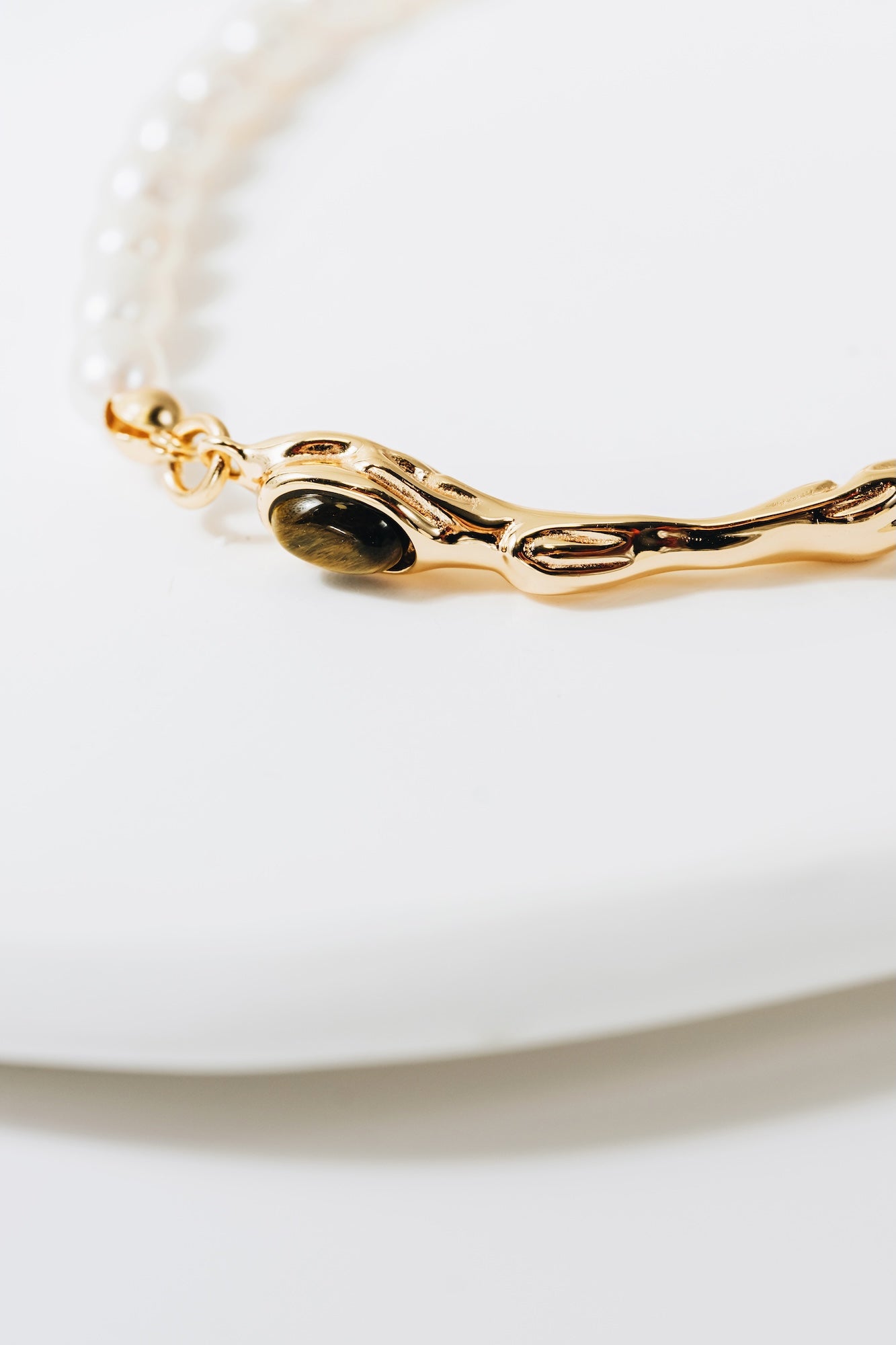 Golden Vine Pearl Bracelet