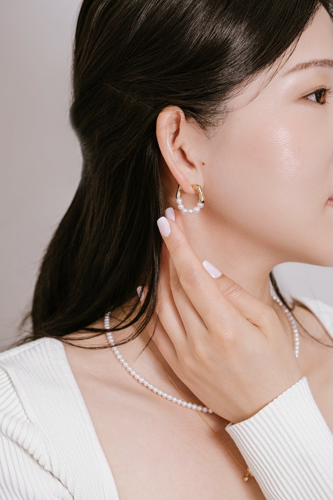 Link Pearl Hoop Earrings