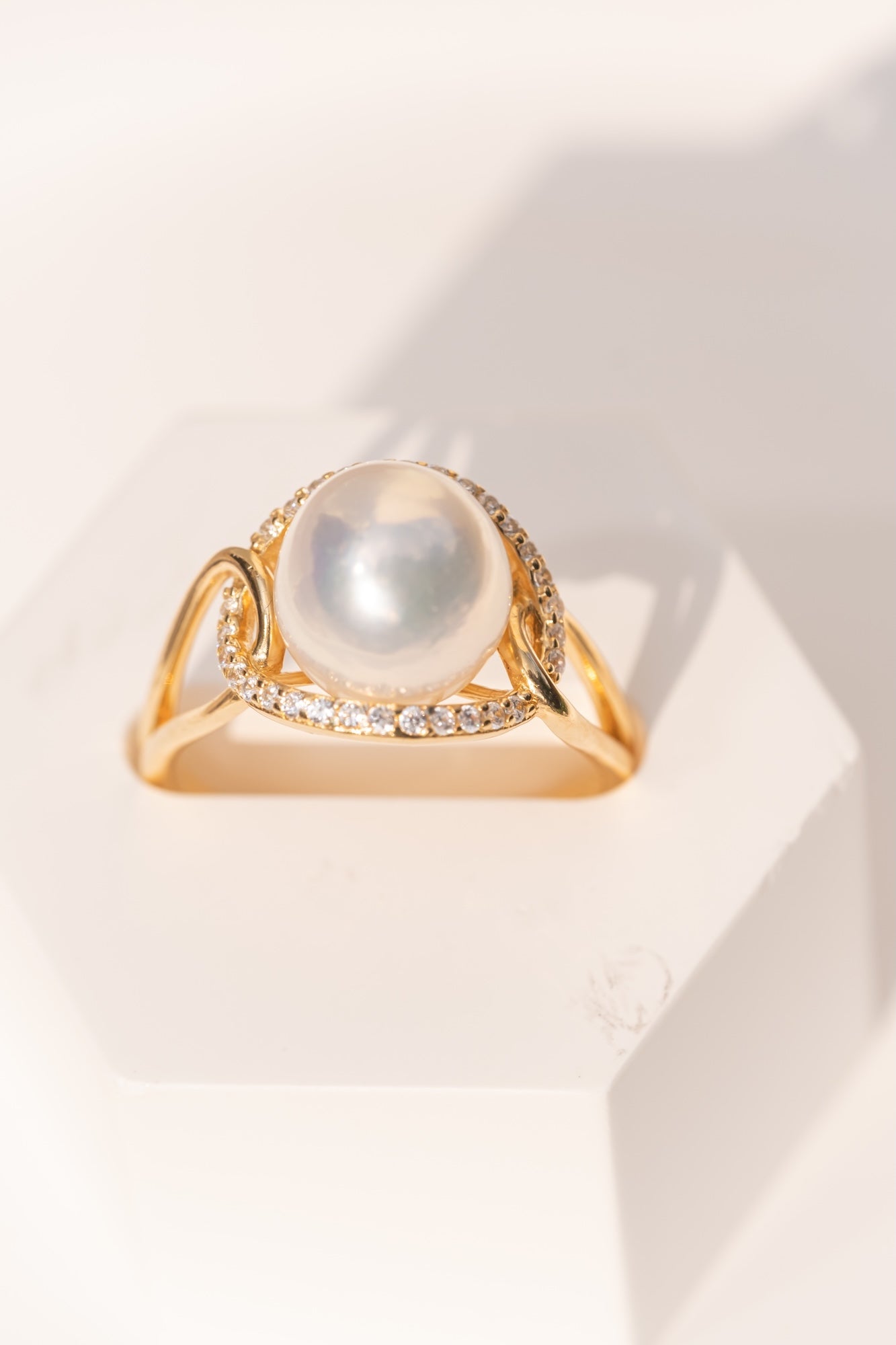 Solare Pearl Ring