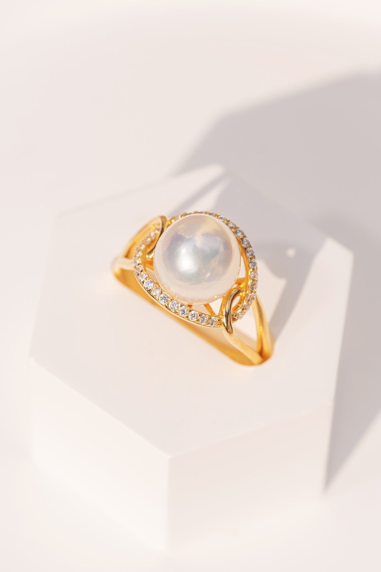 Solare Pearl Ring