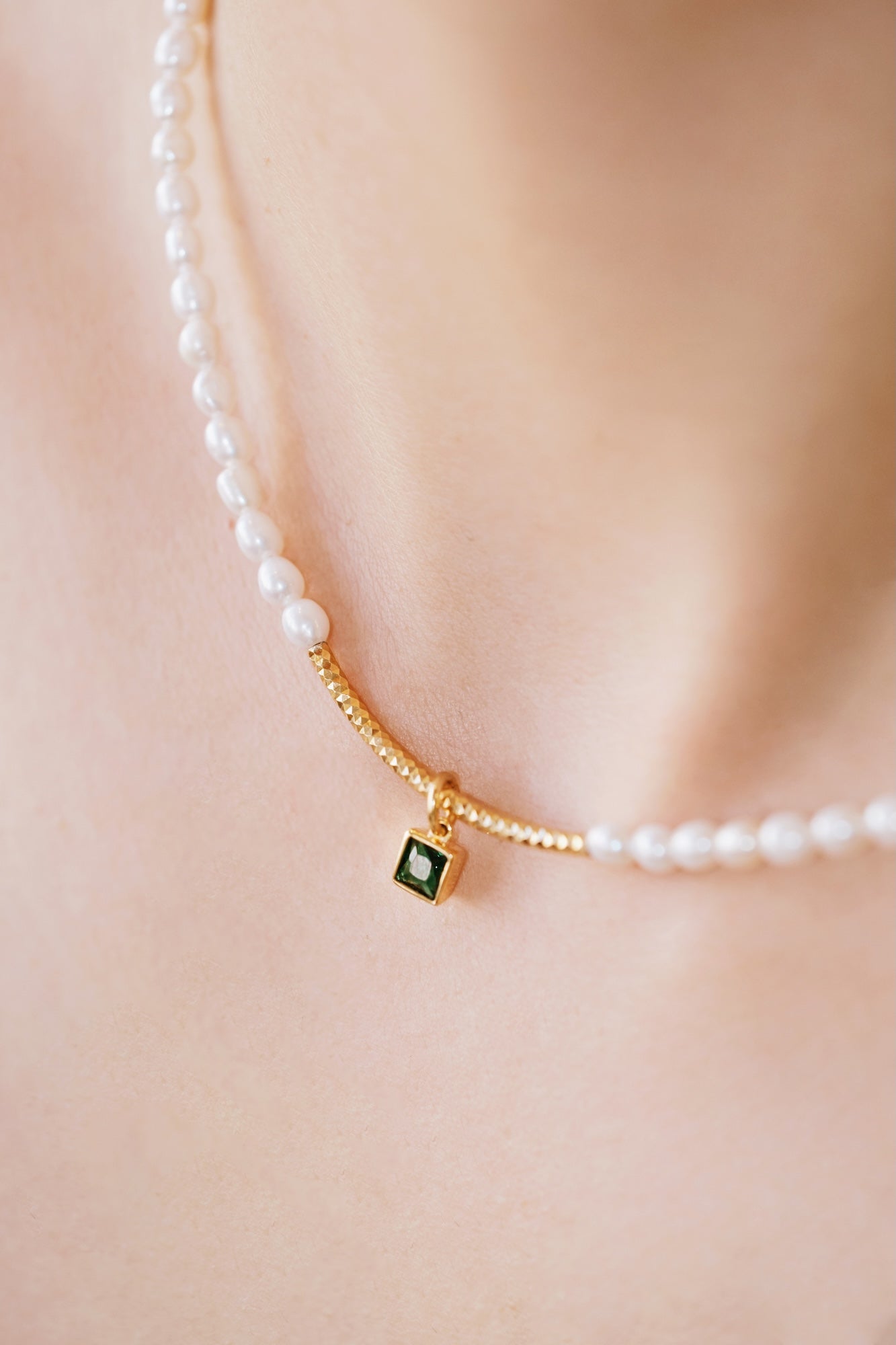 Verdant Path Pearl Necklace