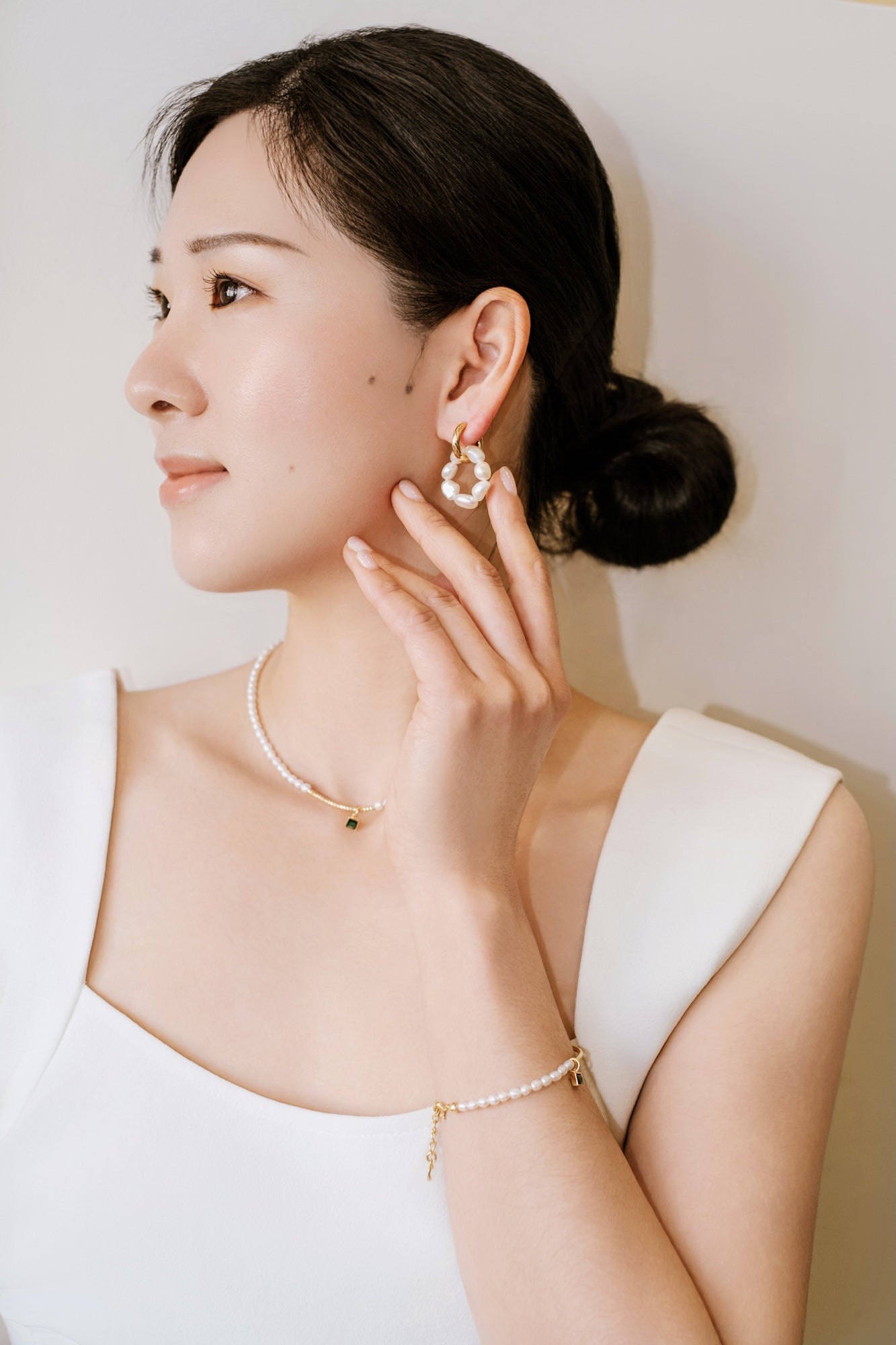 Wreath Baroque Pearl Hoop Earrings