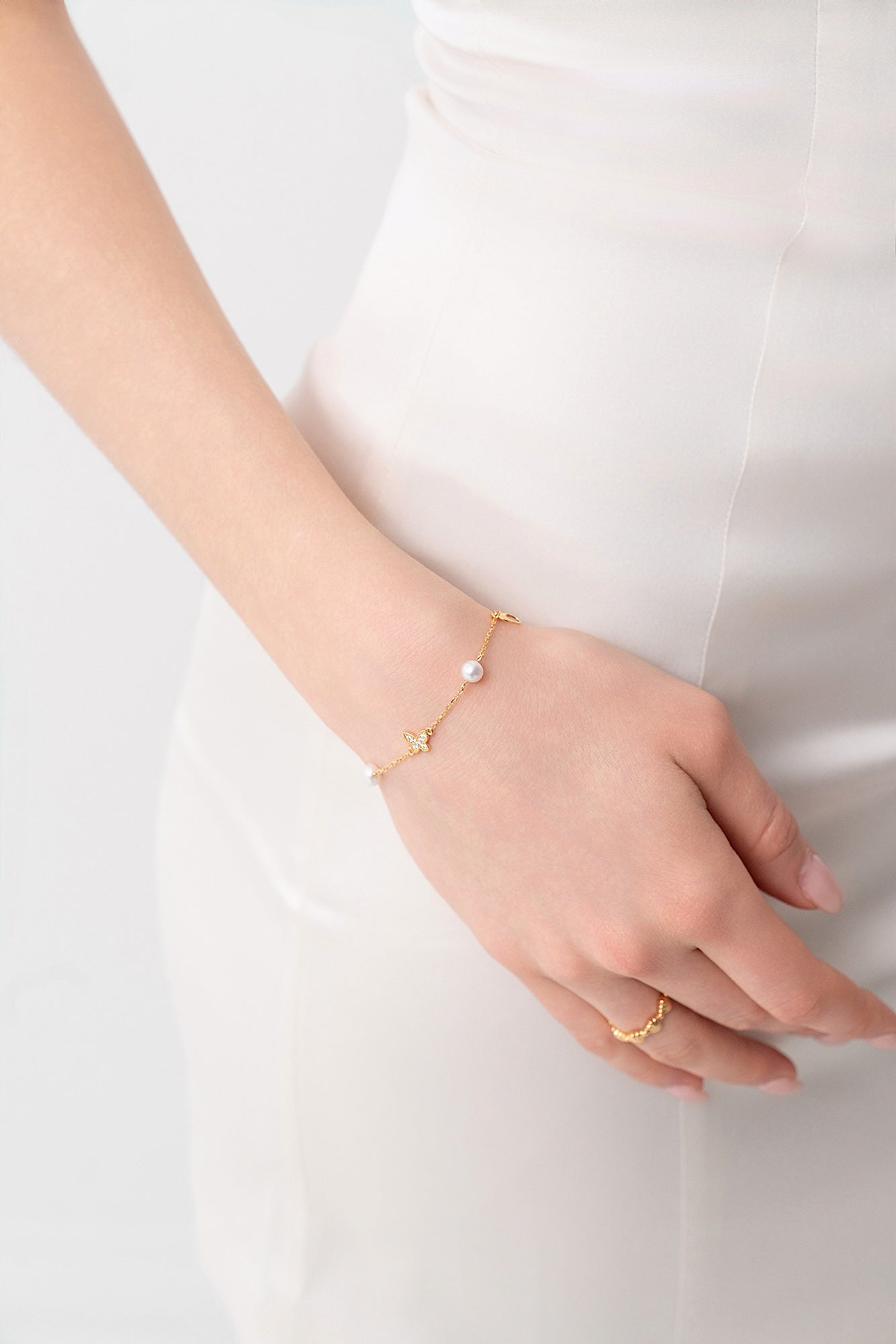 Butterfly Charm Pearl Bracelet