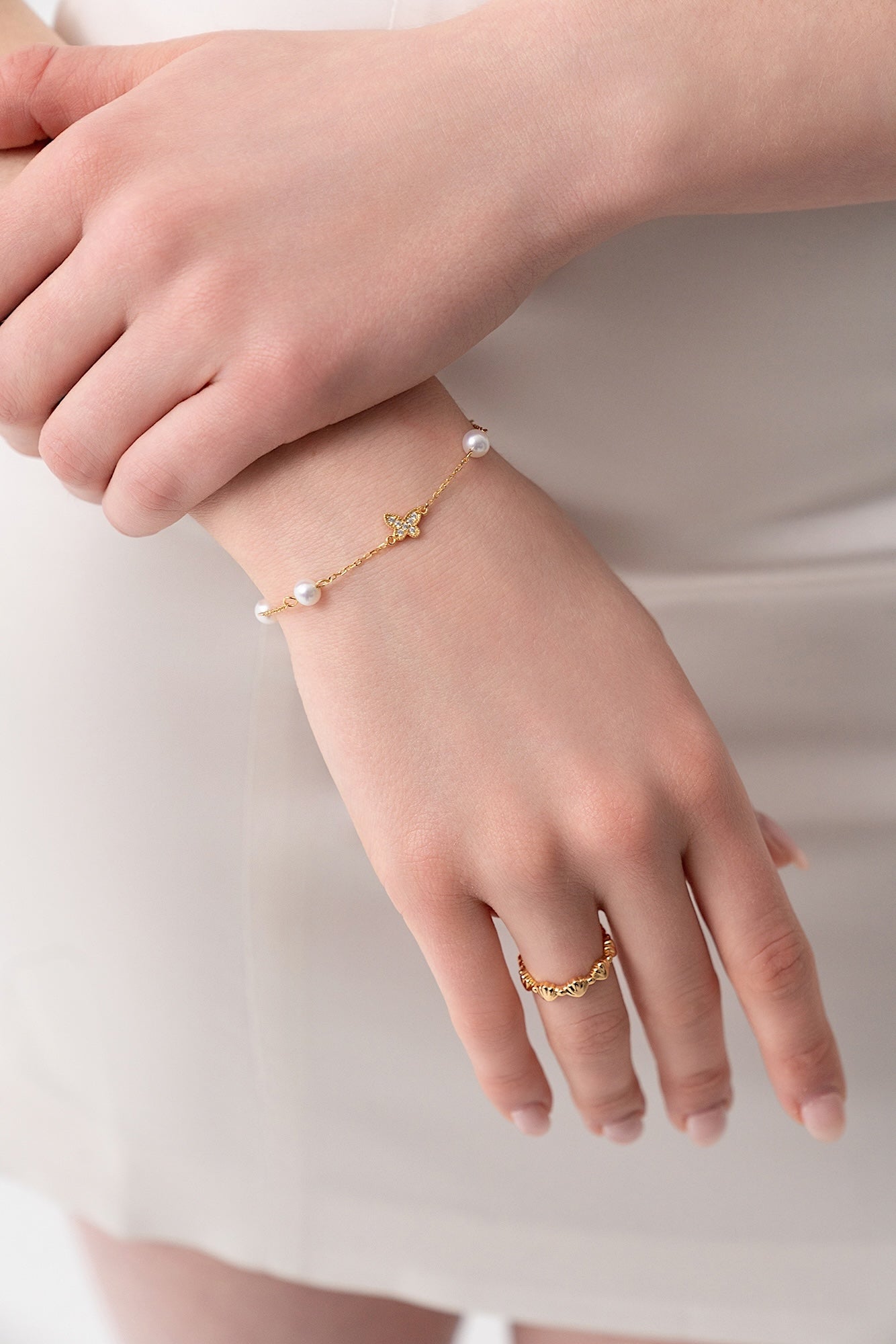 Butterfly Charm Pearl Bracelet