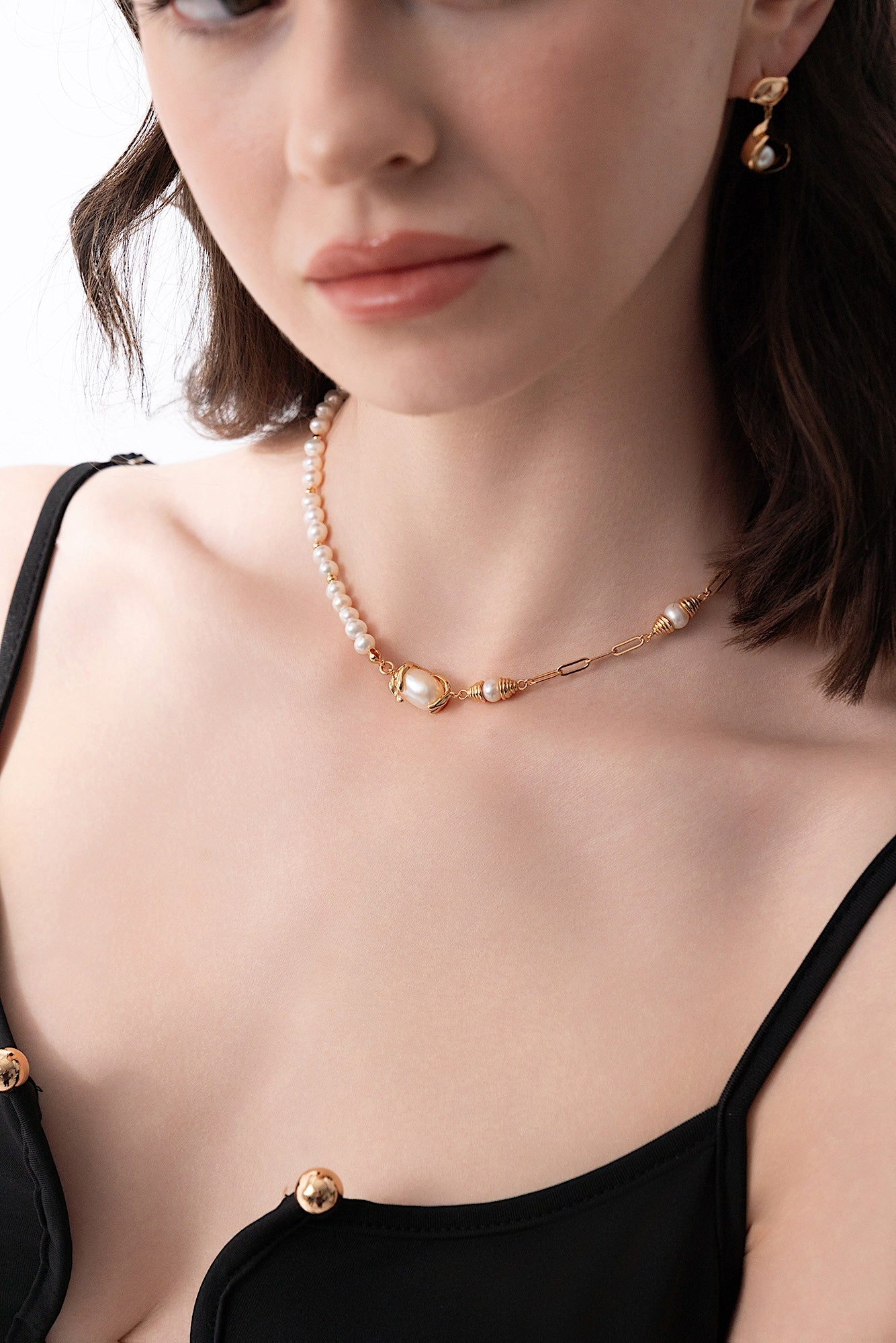 Harbor Chain Baroque Pearl Necklace