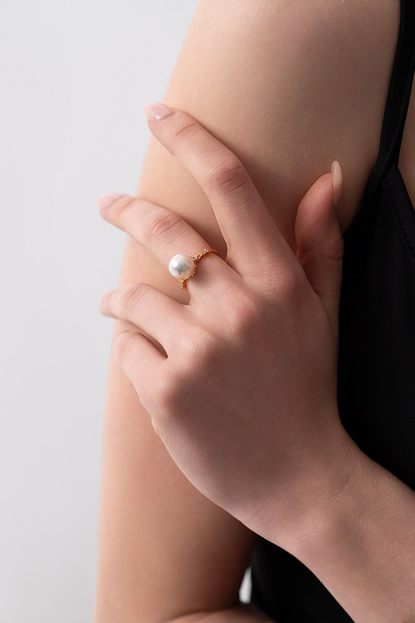 Etherea Pearl Ring