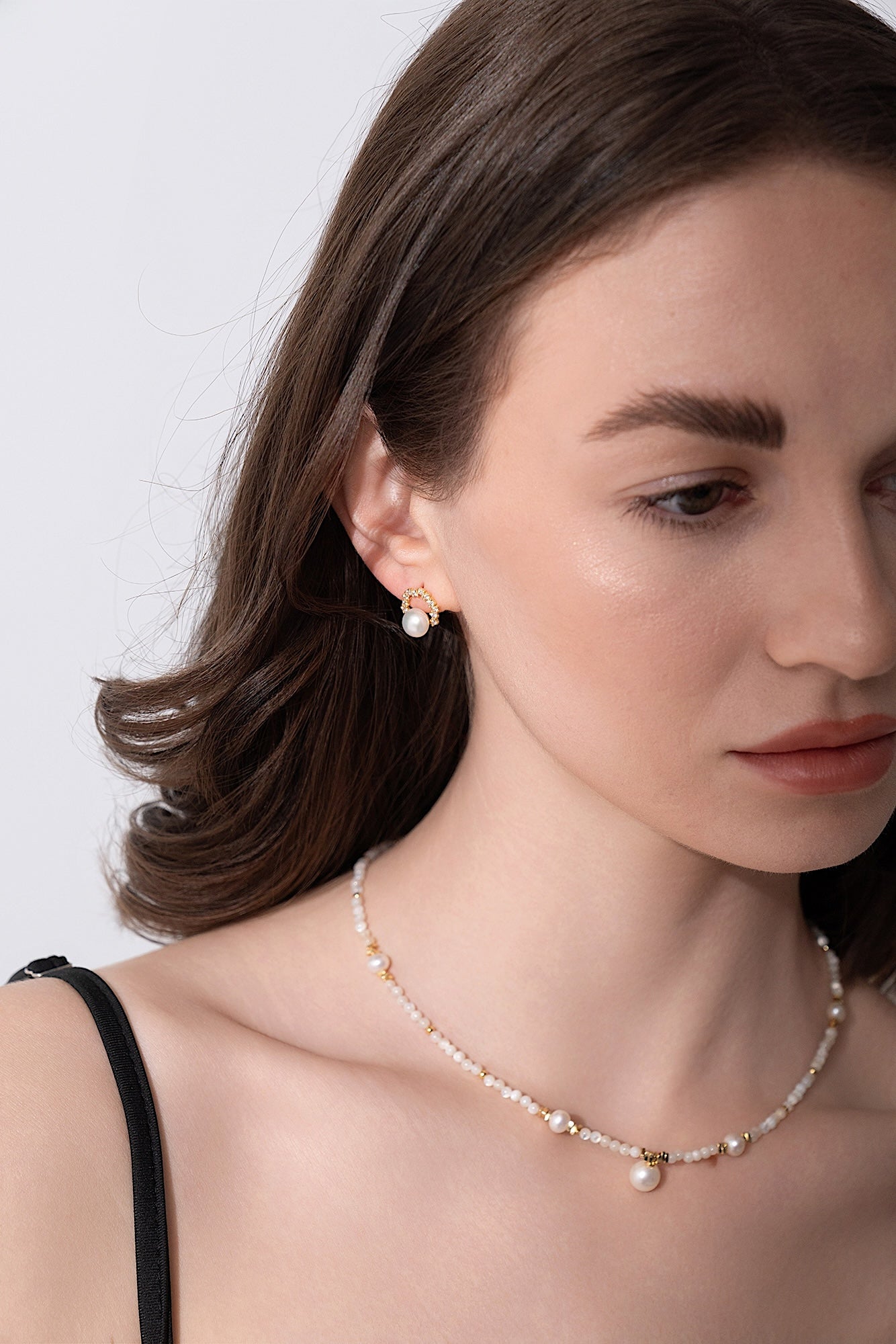 Golden Harmony Pearl Necklace