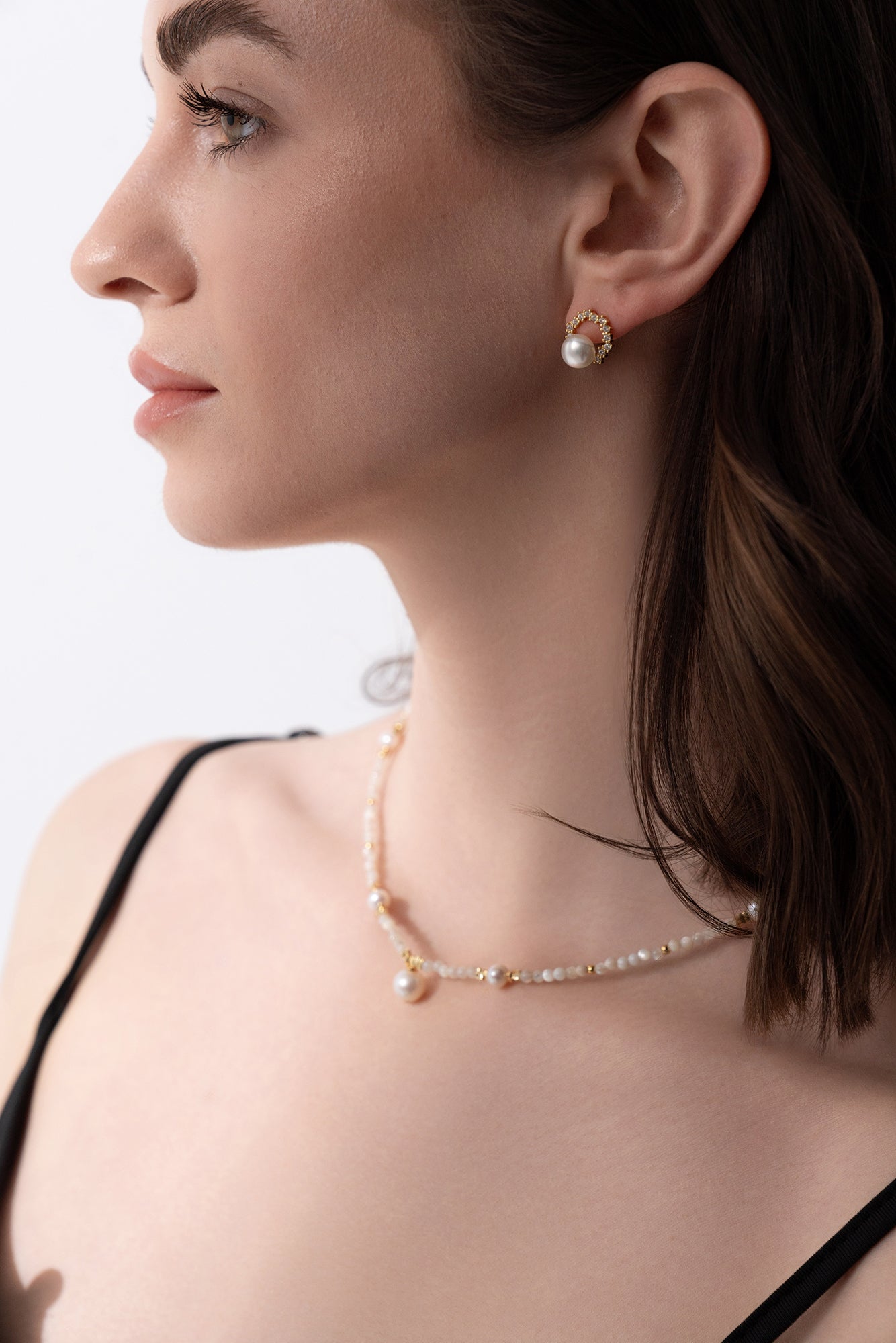 Starlight Button Pearl Ear Studs